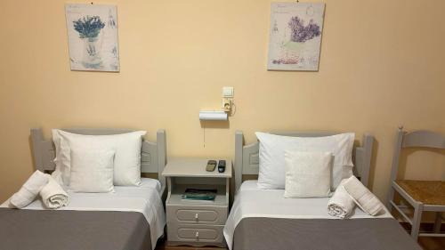 romanza rooms in Poulithra