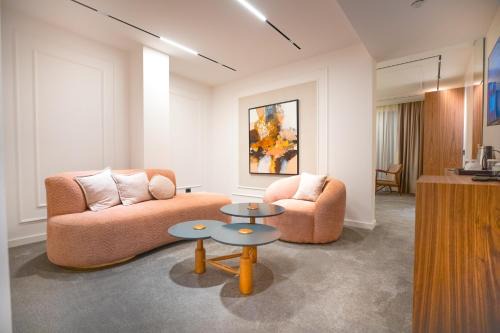 Metropol Hotel
