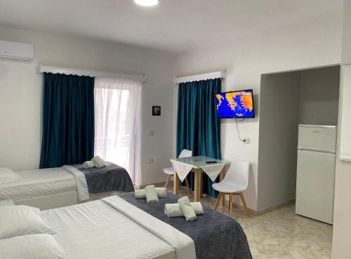 Hotel Vila Kafe in Lukovë