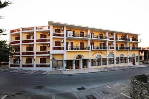 Aegeon Hotel in Karlovasi