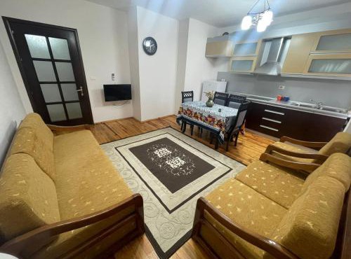 Leones Villa in Pogradec
