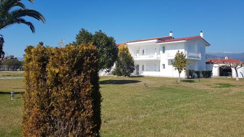 Silver villa Raches maisonette & Green