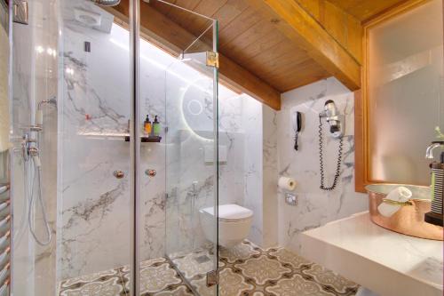 ARCHONTARIKI Historic Boutique Hotel