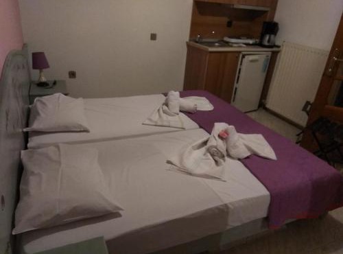Amversa's Rooms