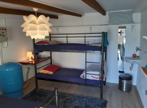 Country Rooms near Athens - Airport