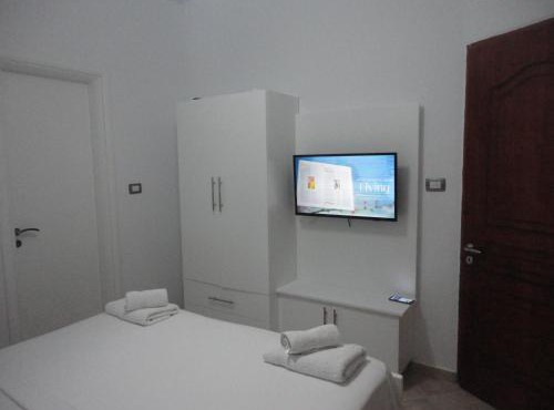 Oruci Apartments in Ksamil