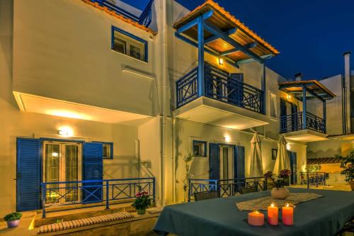 Blue Petal Apartment, Relaxed Heraklion Stay