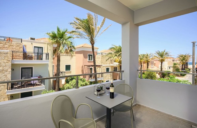 Athina Suites Platanias 